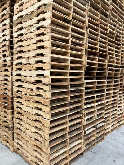 Pallets   Rs=w 400,cg True